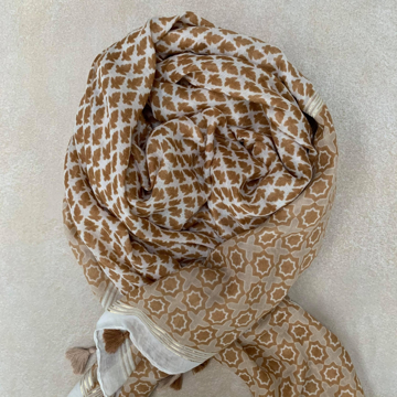 ThreM Scarf W/Leaf