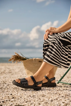 New Feet Sandal Lak (S)