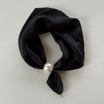 Three M Scarves Magnet